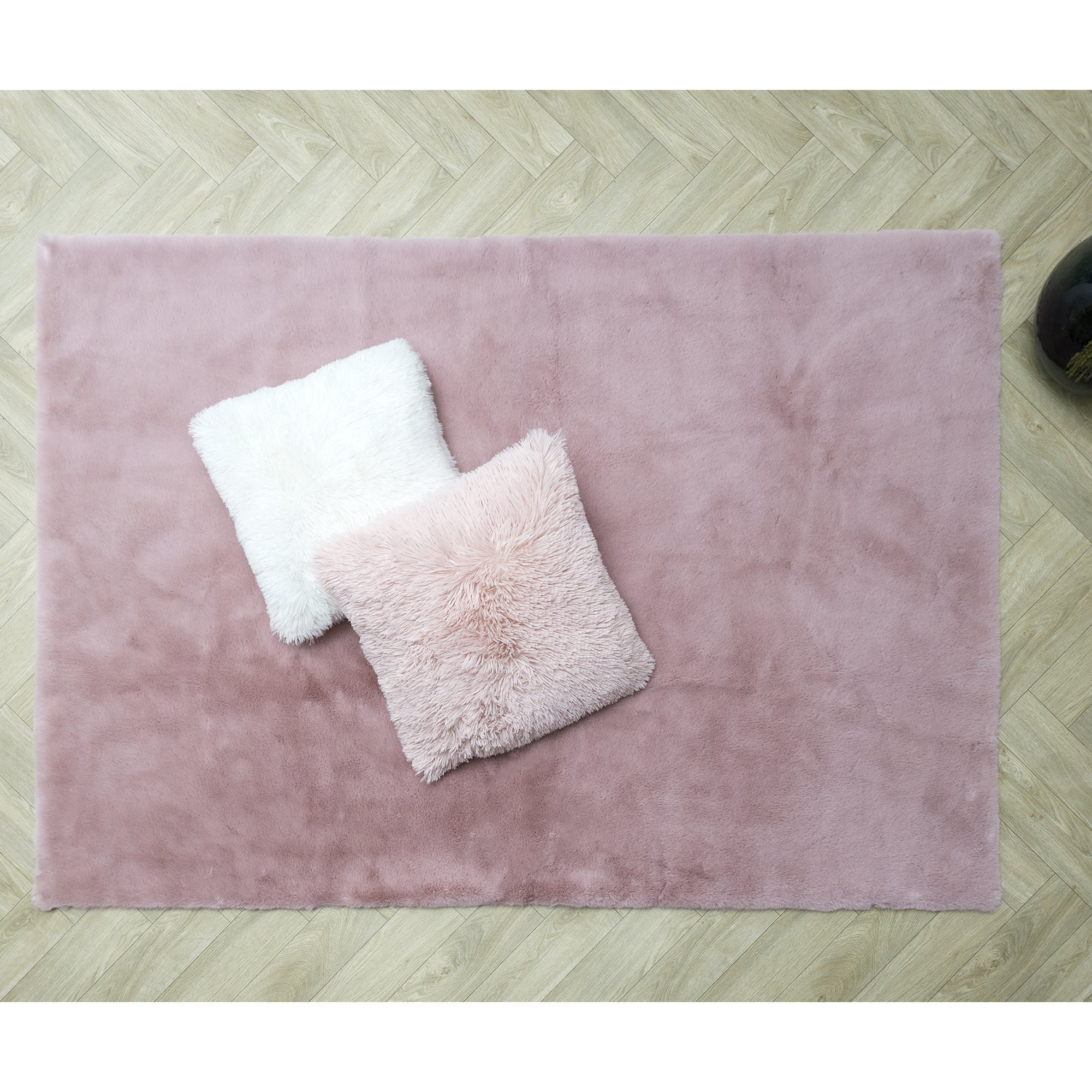 TAPIS IMITATION FOURRURE FIN ROSE 120X170CM