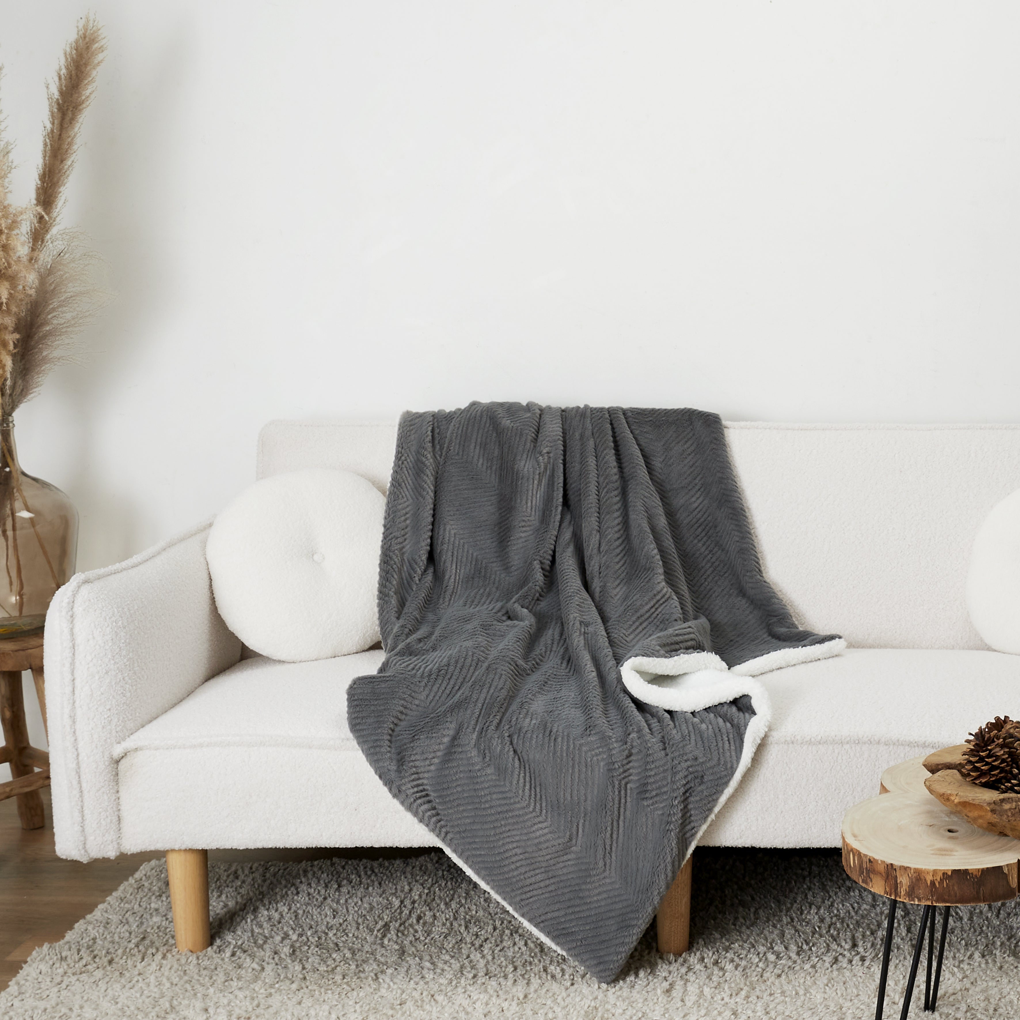 PLAID IMIT FOURRURE GRIS ET SHERPA 140X200CM